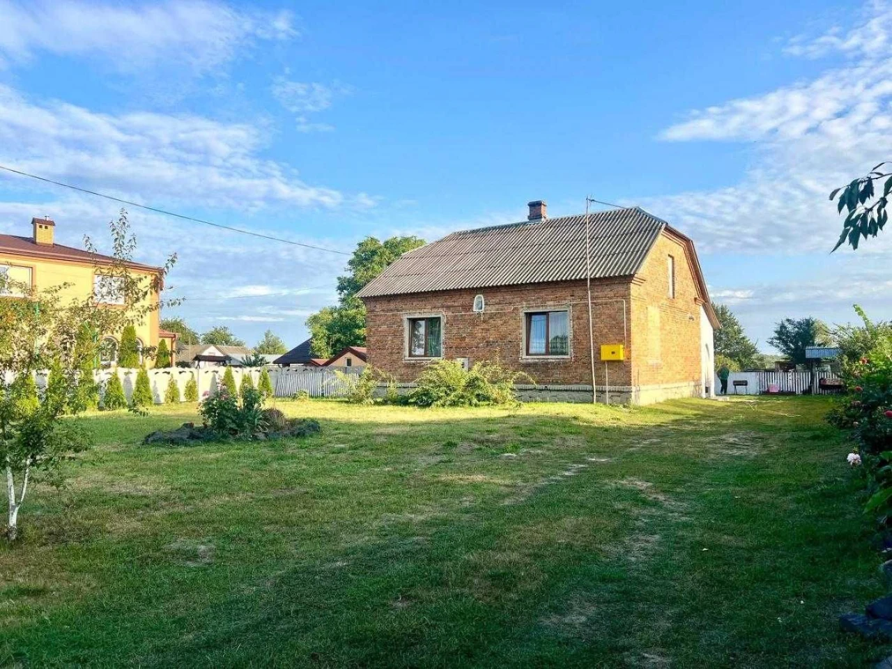 Продаж житловий будинок с.Пили Жовківський р-н Львівська обл