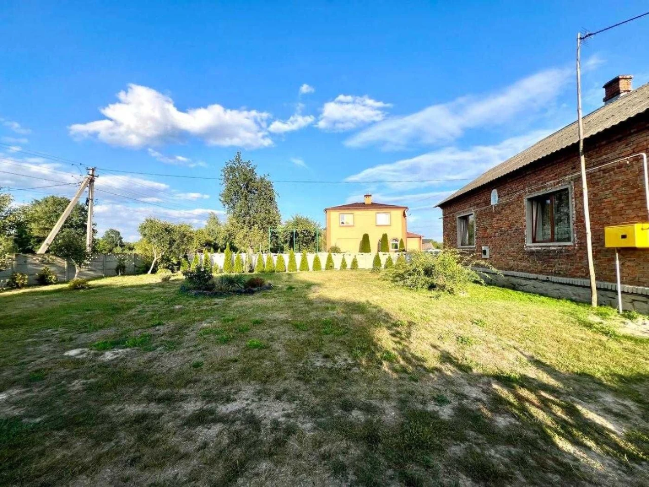 Продаж житловий будинок с.Пили Жовківський р-н Львівська обл
