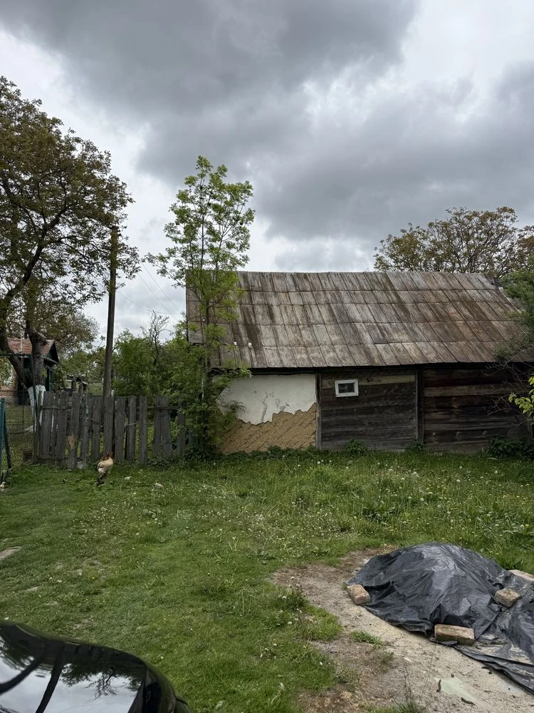 Ділянка (зі старим будинком). Львівський р-н, с.Великі Перед