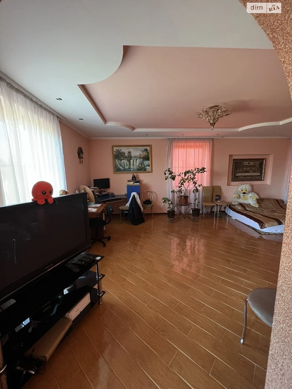 Продаж Дім