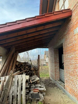 Незавершений будинок та земельна ділянка 9,14 сот., м. Жовкв