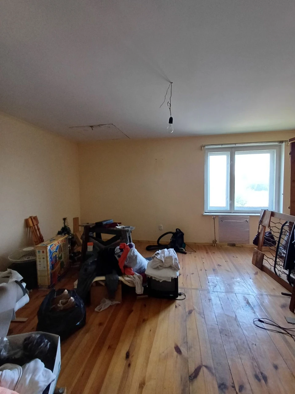 99 тис дол Продаж будинку 300 м кв + 10 соток м. Жовква