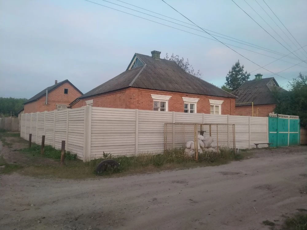 Будинок в золочеві