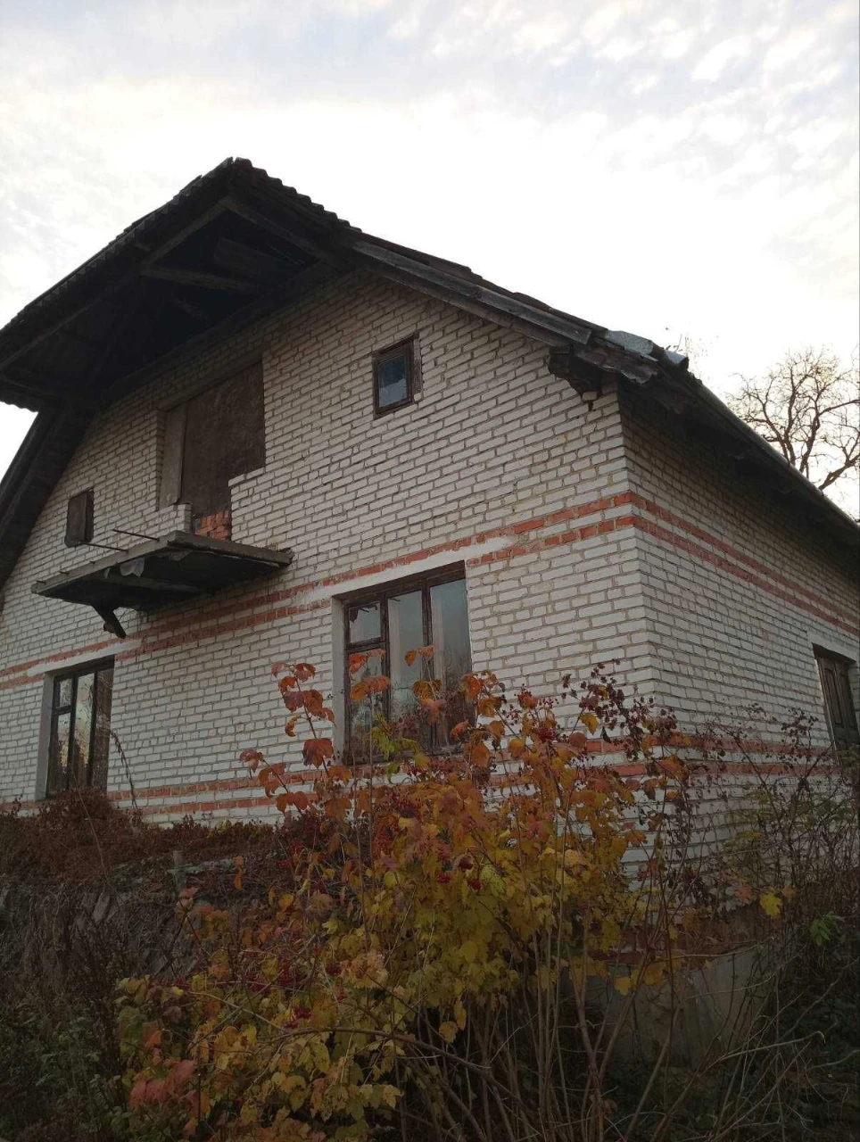 Незавершене будівництво+будинок житловий