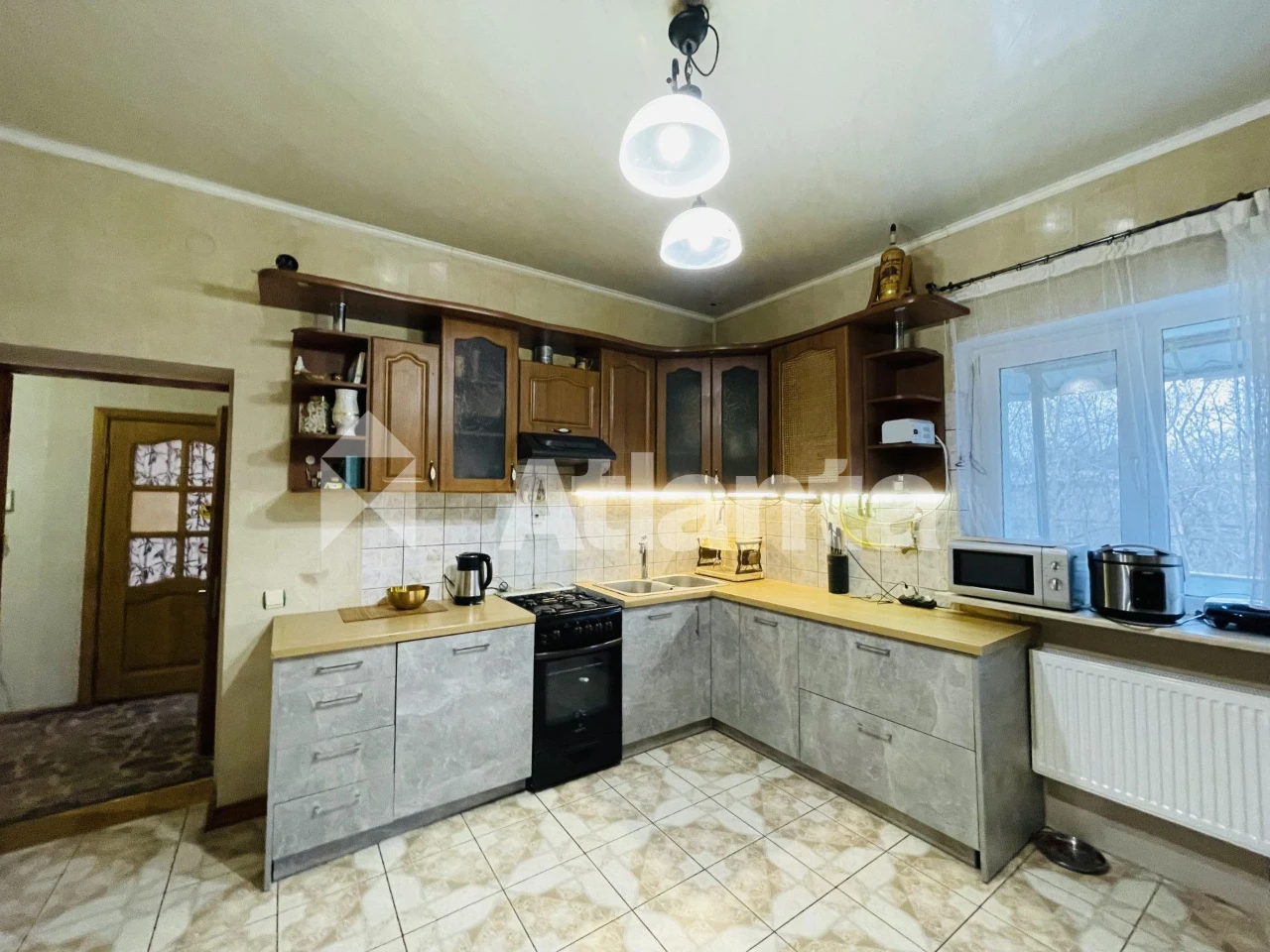 Продаж будинку Камʼянка Бузька, центр! 40 км до Львова!