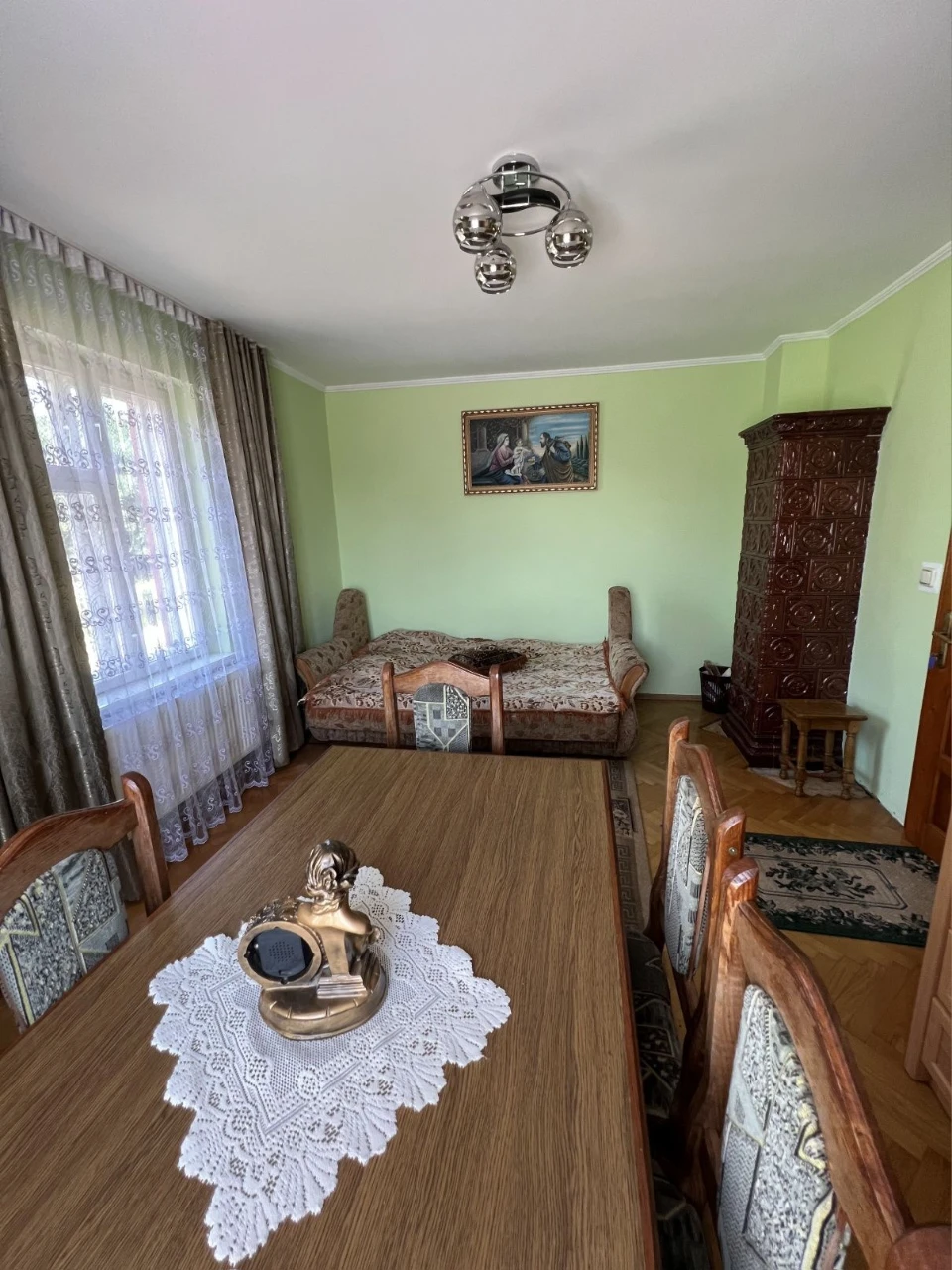 Продаж будинку з територією