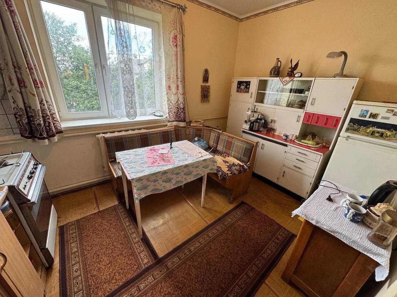 Продається будинок з ділянкою 30 сотих у місті Мостиська