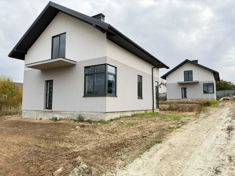 Продаж будинку 123 м² з ділянкою 6 соток біля Пустомит