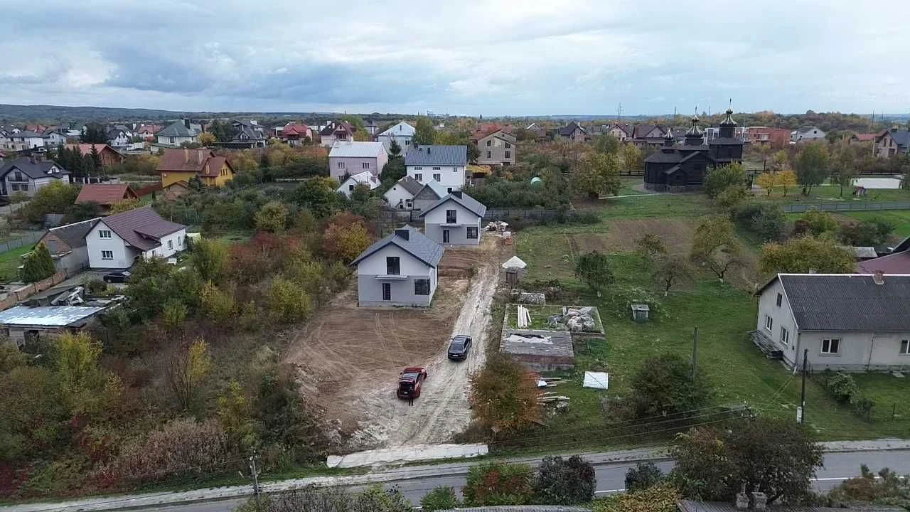 Продаж будинку 123 м² з ділянкою 6 соток біля Пустомит