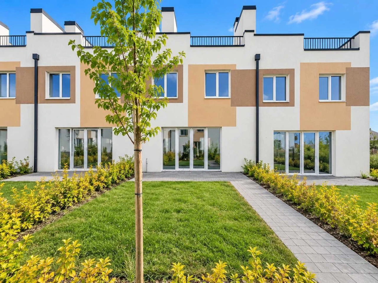 Продаж будинку/котеджу 120 м² біля Львова у містечку «Таунха