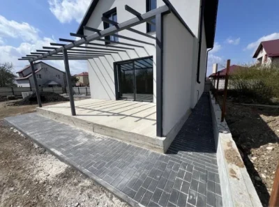 Продаж будинку Пустомити. Площа будинку — 100 м²  6 соток  3