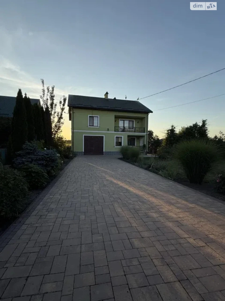 Продаж Дім