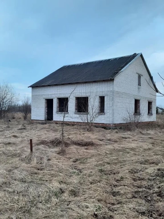 Продаж незавершеного будинку 135.4 м.кв. в селі Полянка