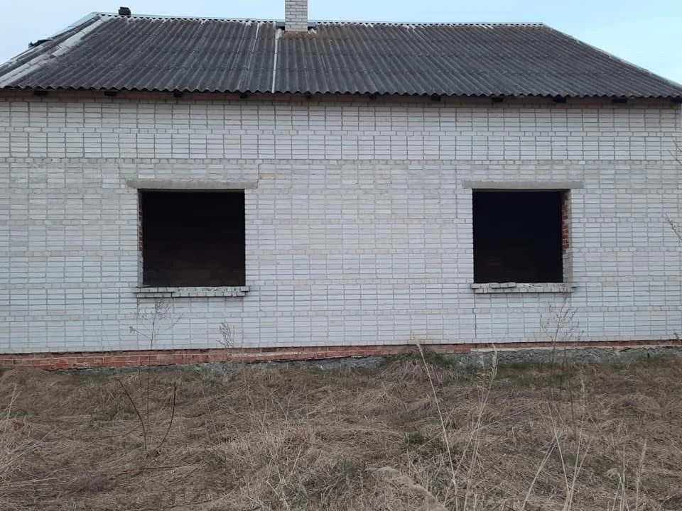 Продаж незавершеного будинку 135.4 м.кв. в селі Полянка
