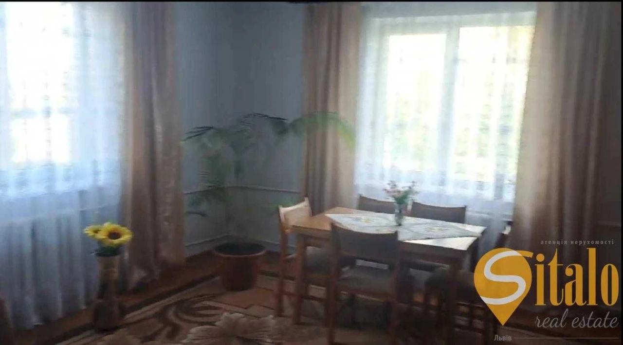 Продаж житлового будинка в місті Радехів, Львівська область