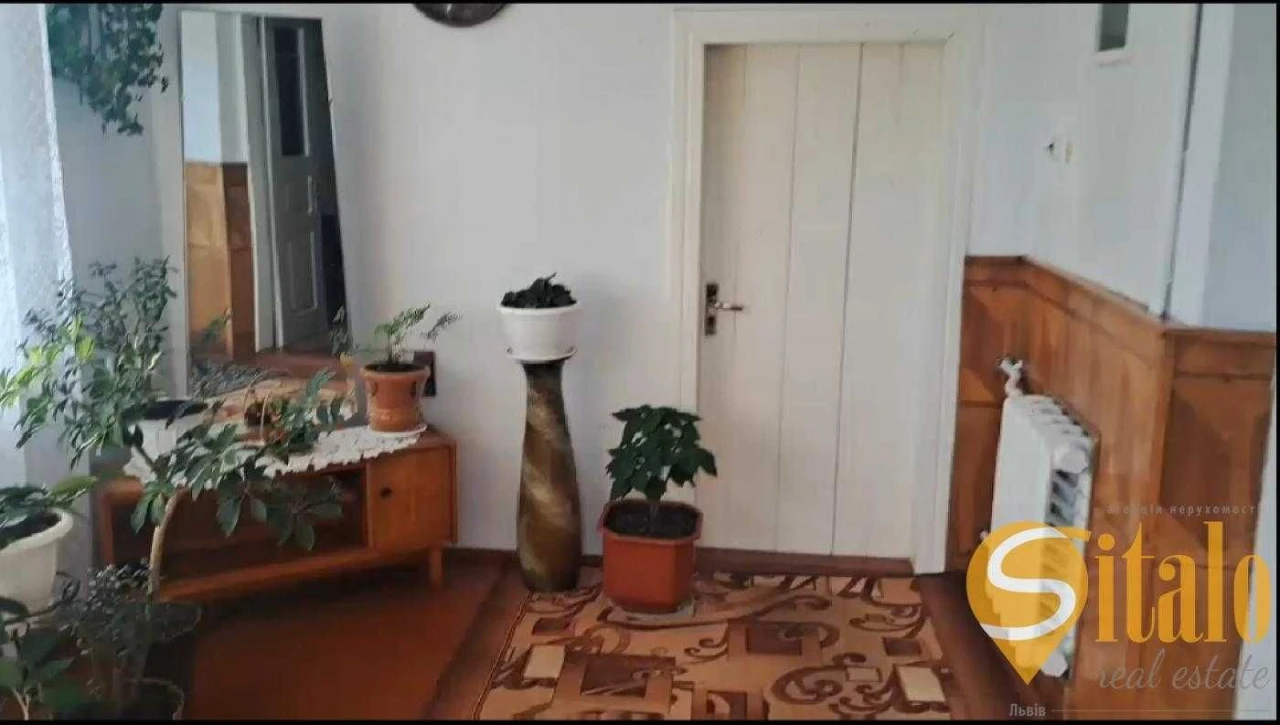Продаж житлового будинка в місті Радехів, Львівська область
