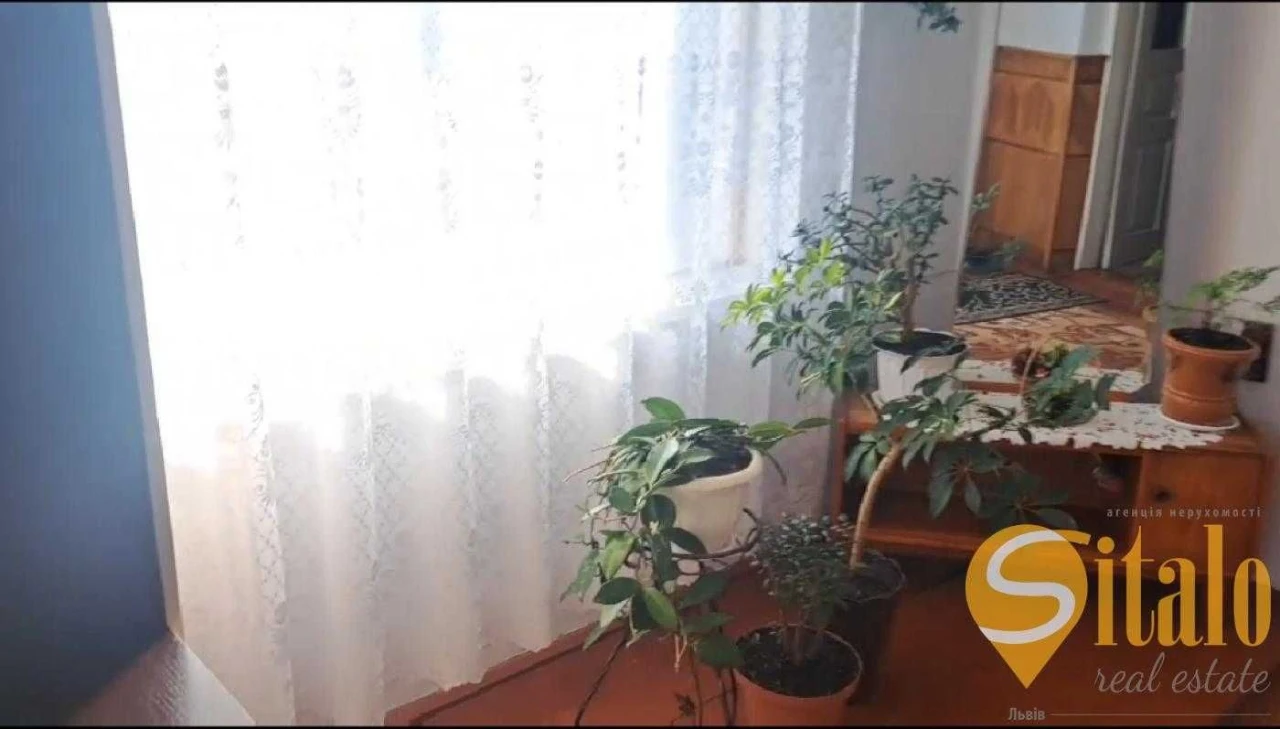 Продаж житлового будинка в місті Радехів, Львівська область