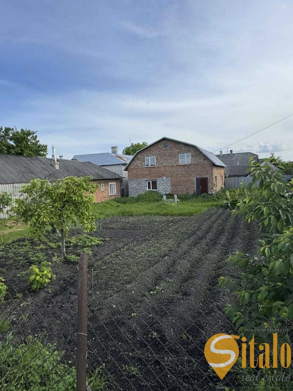 Продається будинок місто Радехів Львівська область