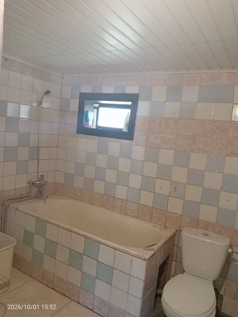 Терміново Продається добротний будинок з усіма комунікаціями