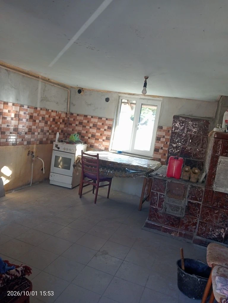 Терміново Продається добротний будинок з усіма комунікаціями