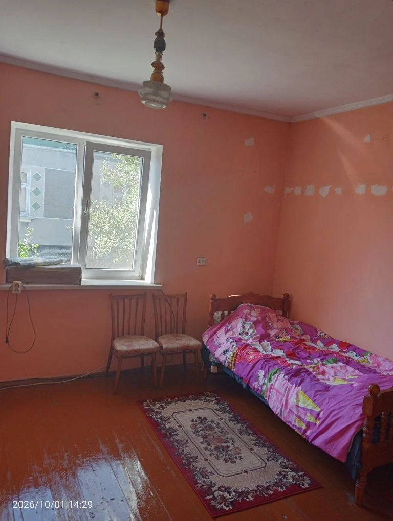 Терміново Продається добротний будинок з усіма комунікаціями