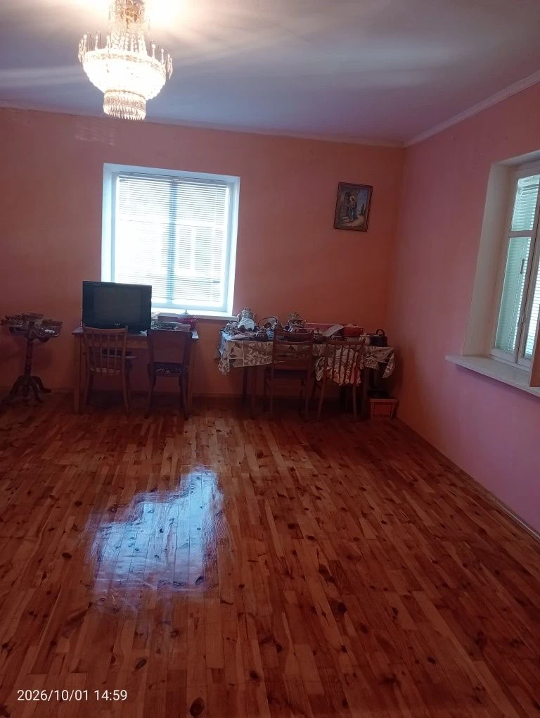 Терміново Продається добротний будинок з усіма комунікаціями
