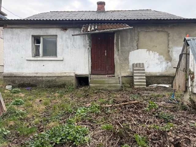 Продаж будинку у Самборі