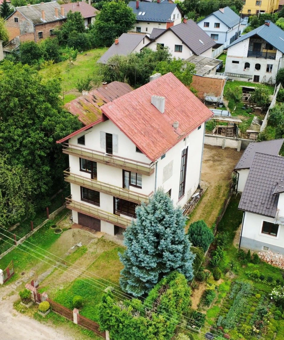 Продається будинок з ремонтами
