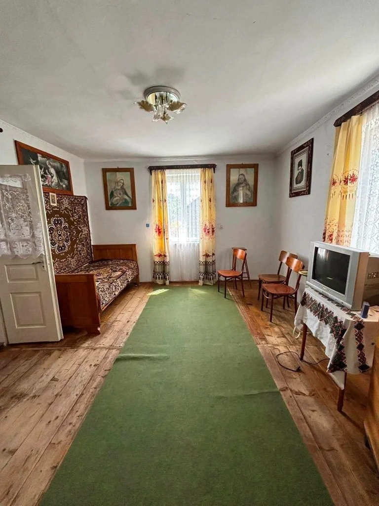Продам цегляний будинок