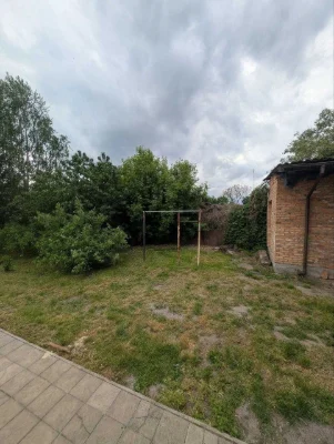 Продаж частини будинку