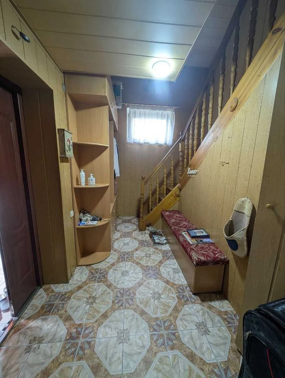 Продаж частини будинку