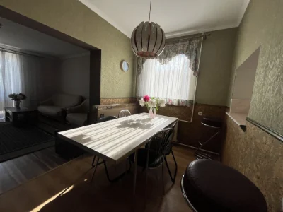 Продам будинок в місті