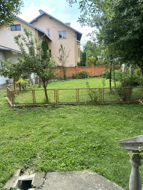 Продам цегляний будинок в м.Стрию