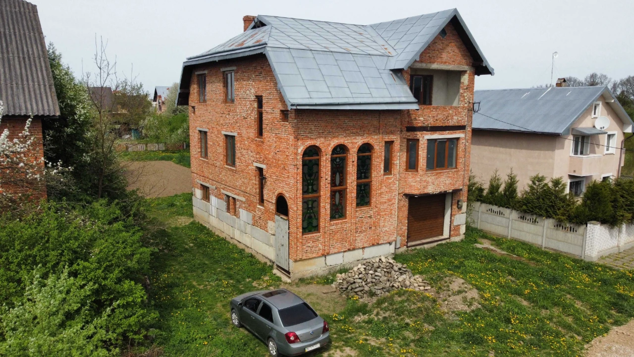 Продаж Добротного Житлового будинку на околиці міста Стрий