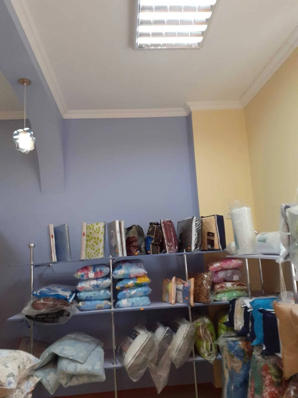 Продається нежитлове приміщення.