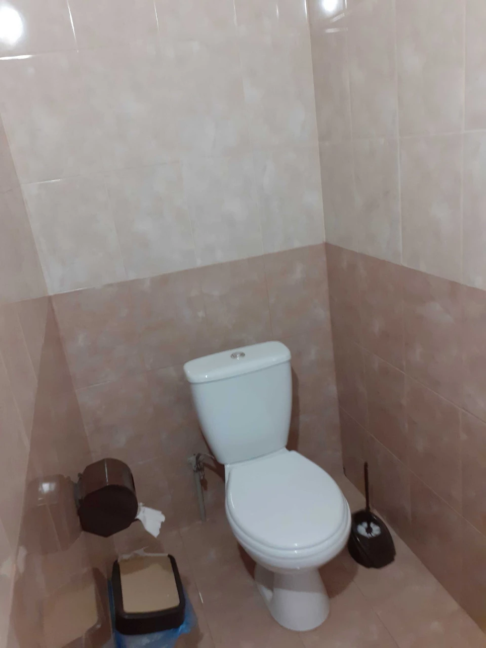 Продається нежитлове приміщення.