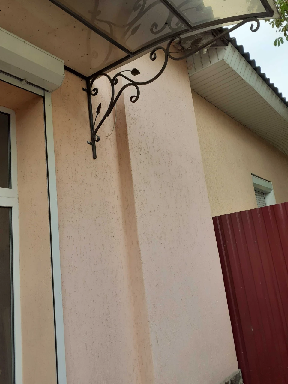 Продається нежитлове приміщення.