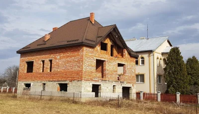Будинок.Незавершене будівництво.