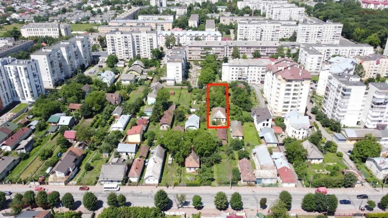 Добра ціна на будинок в м.Стрий з земельною ділянкою 8.5 сот