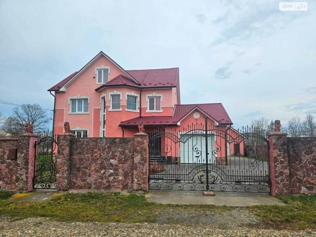 Продаж Дім
