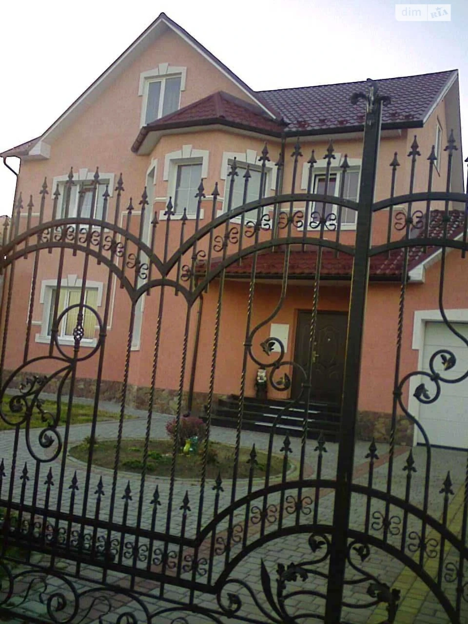 Продаж Дім