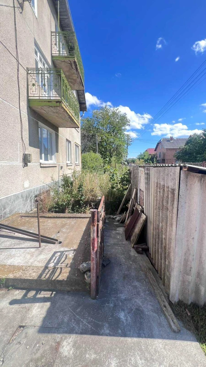 Продаж Будинок 200м² діл 6 сот гараж літня кухня Стрий Новий
