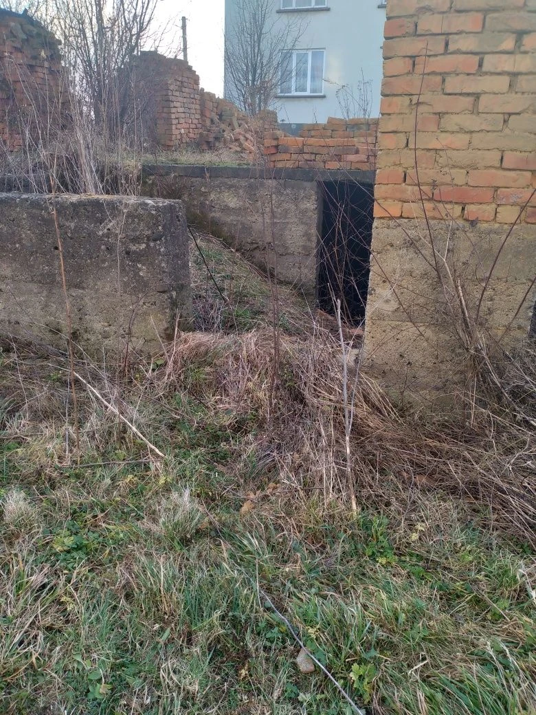 Продам незавершене будівництво.