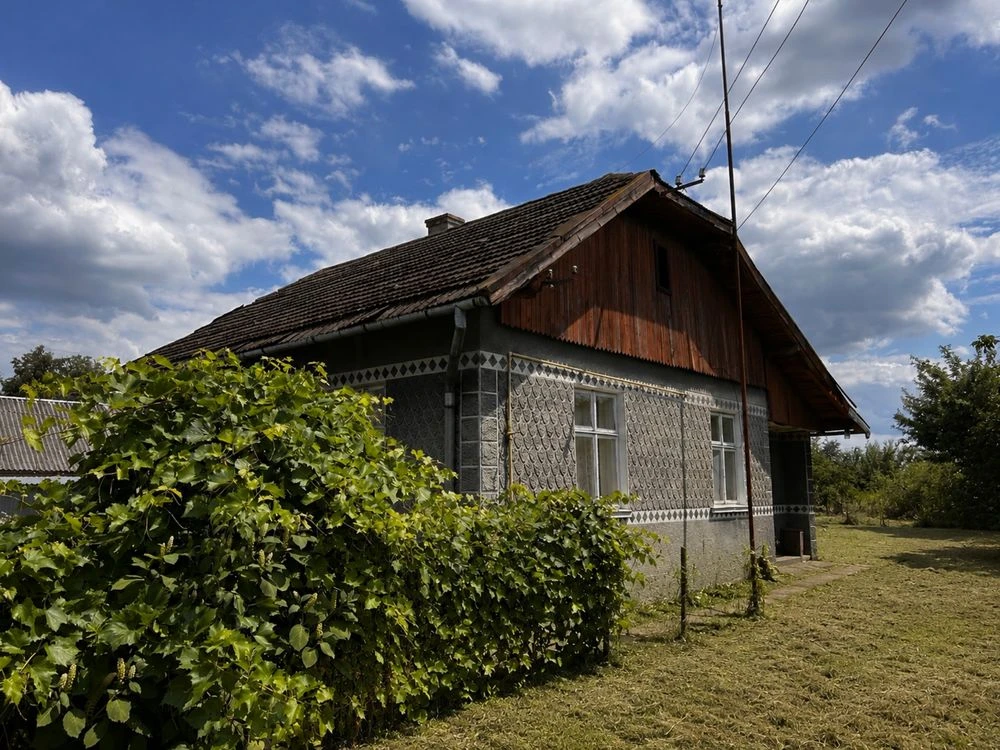 Продаж будинку в центрі с. Піщани | 10 км до м. Стрий