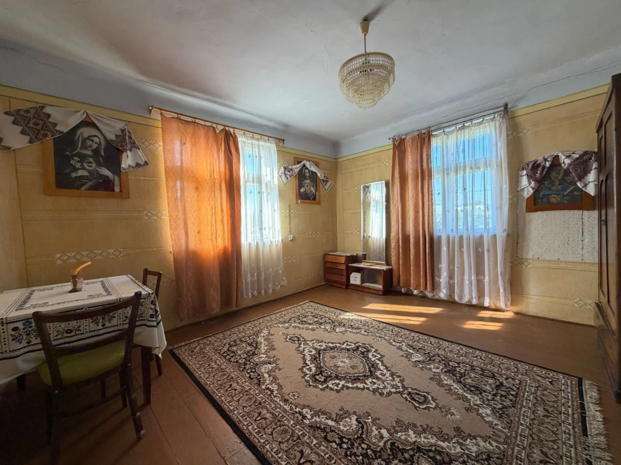 Продаж будинку в передмісті Стрия