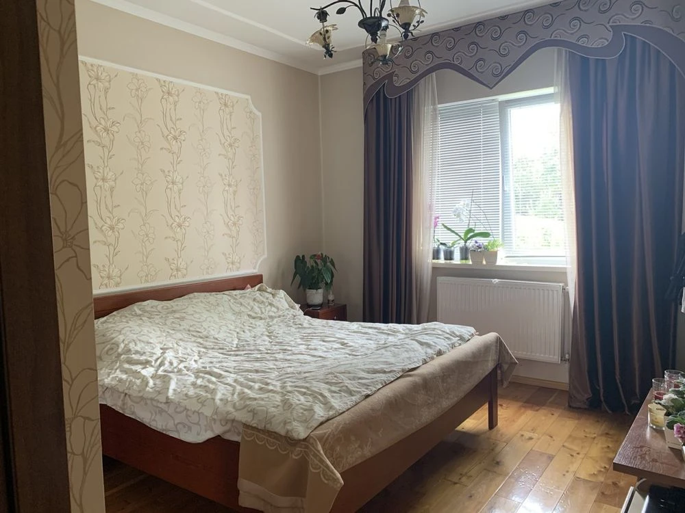 Продаж частини будинку вул. Лесі Українки