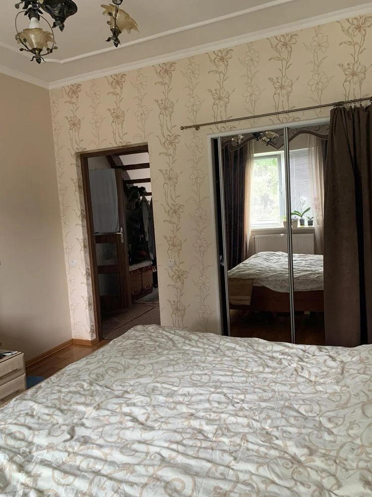 Продаж частини будинку вул. Лесі Українки