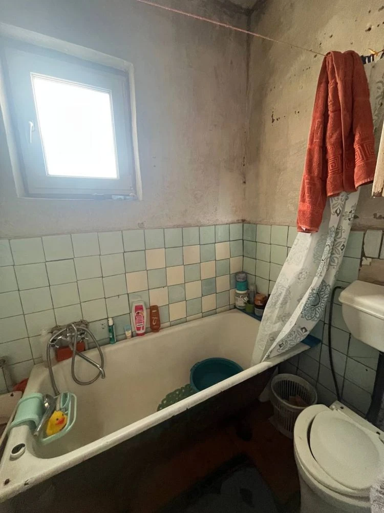 Продаж частини будинку вул. Лесі Українки