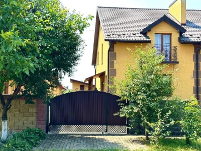 ПРОДАЖ Добротного Будинку у м.Стрий