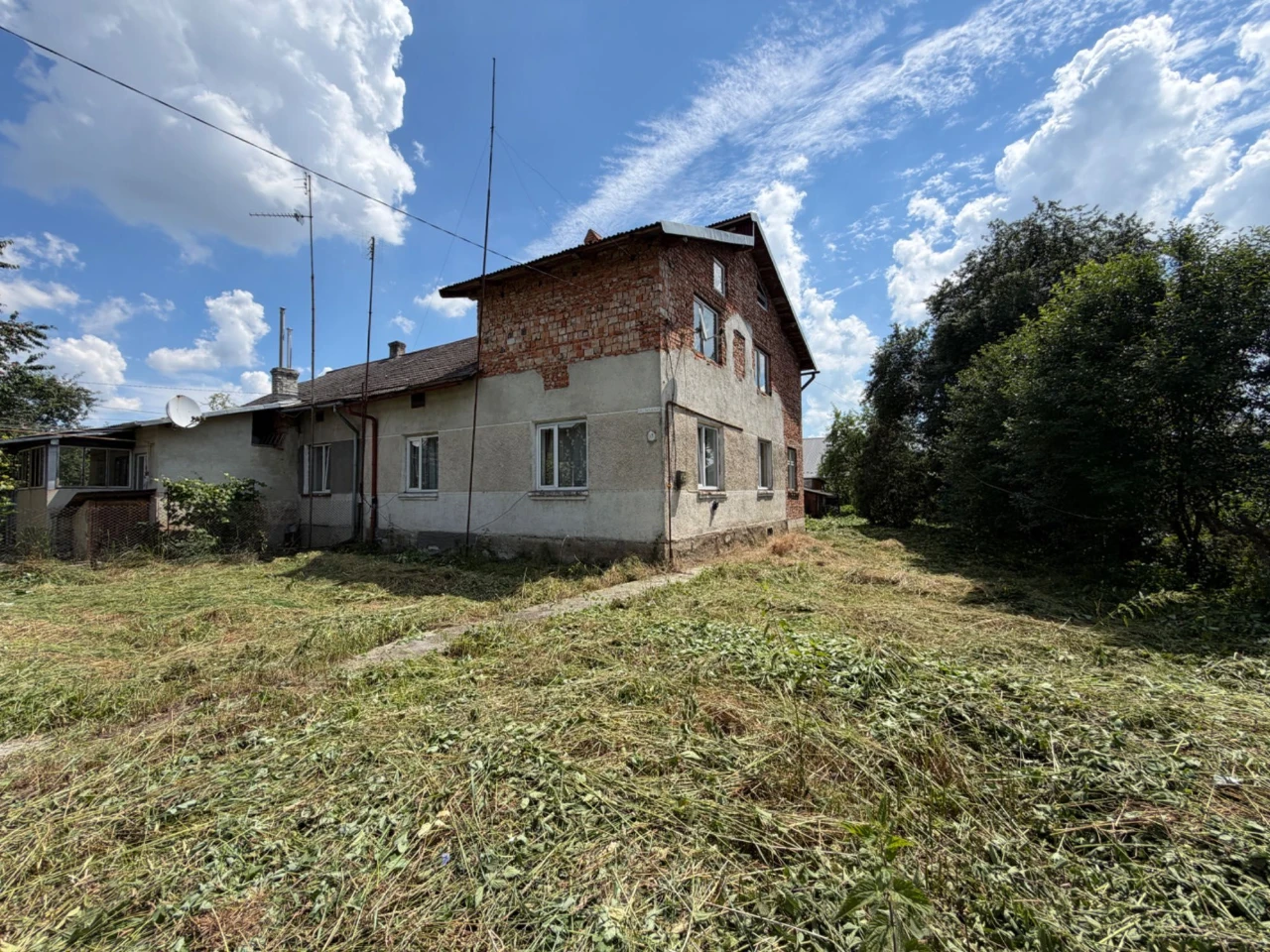 Продається цегляний будинок у місті Стрий (Новий Світ, біля